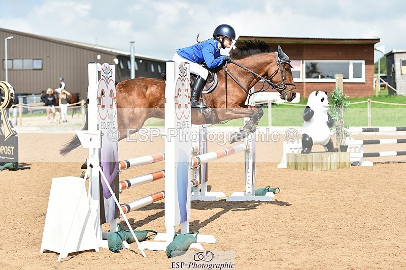 230902A-125022-01235 - Cls 3A Pony Medium 80cm