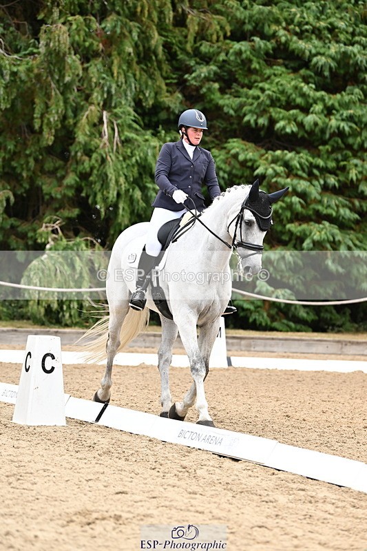 250808A-102242-00286 - 013-Stacey.Blunn-Diamond.Bobby