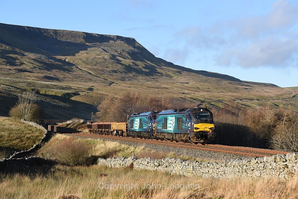 JL - 25.11.20 68017 & 68016 6K05 Carlisle - Crewe, Ais Gill MP260 - Ais Gill - Milepost 260