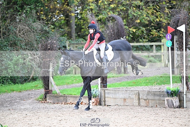 241117-104448-03246 - Cls 2 80-85cm 10.20 to 11.20