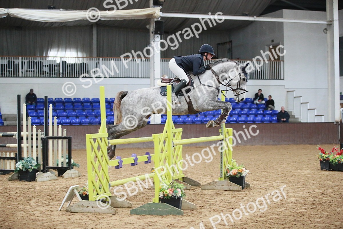 SBM_000931 - Class 4 - Senior Newcomers - 1.10m Open
