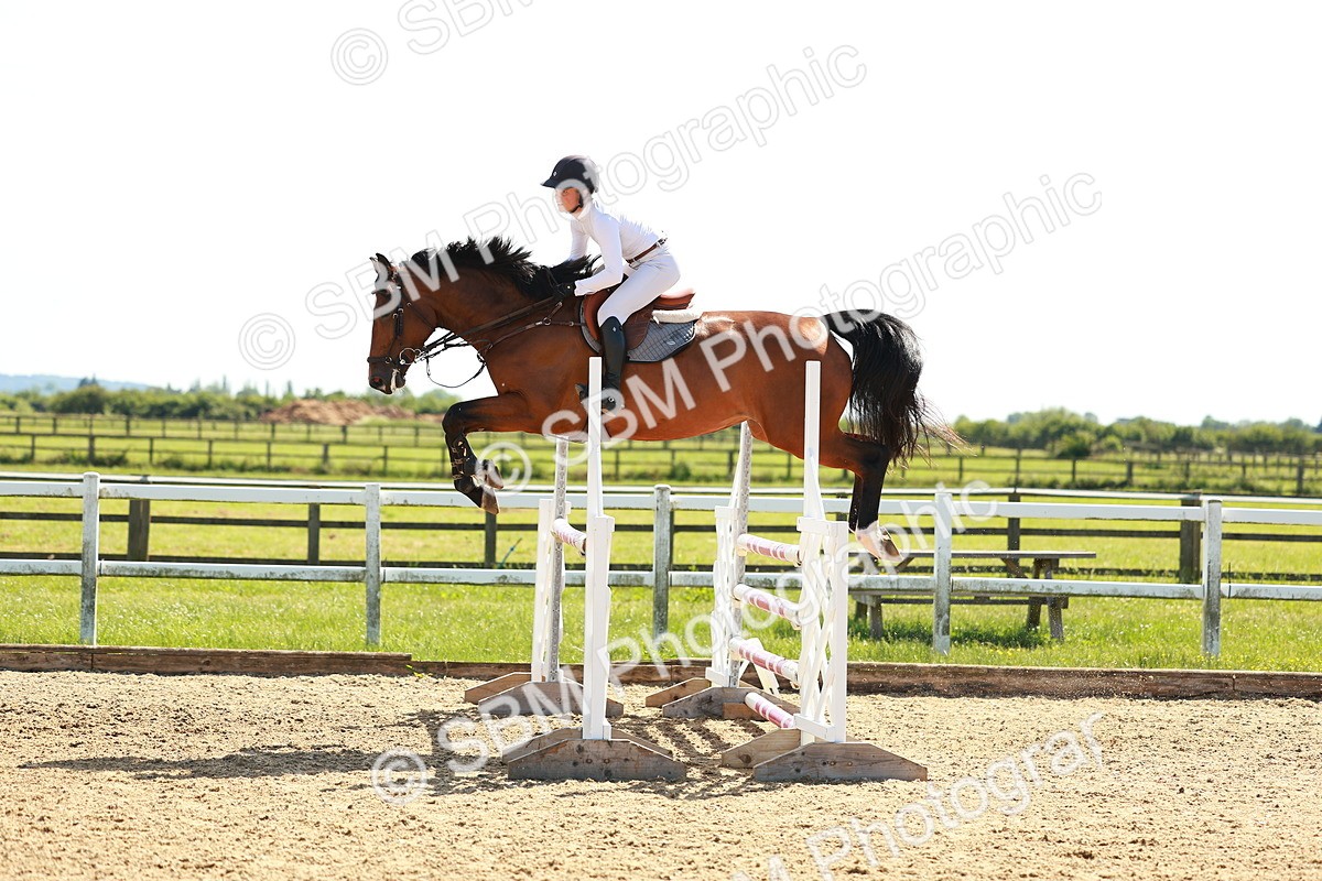 SBM_002787 - Class 4 - Senior Newcomers - 1.10m