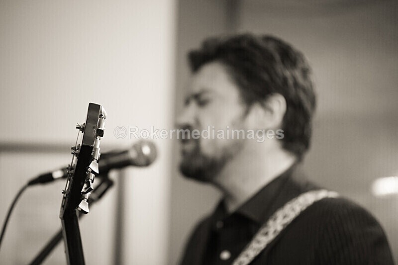 NKC-41 - Denny Illet and chums plays tribute to Nat King Cole