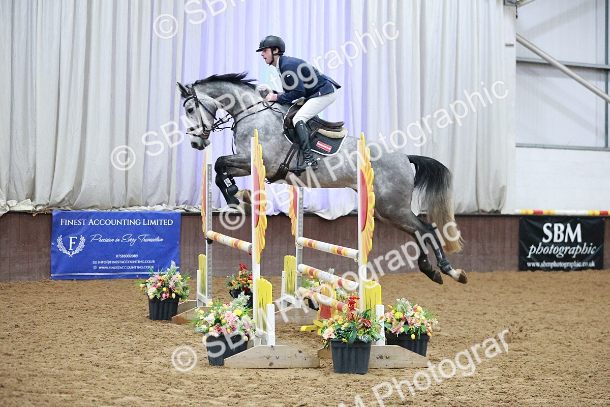 SBM_004419 - Class 17 - Senior Newcomers - 1.10m