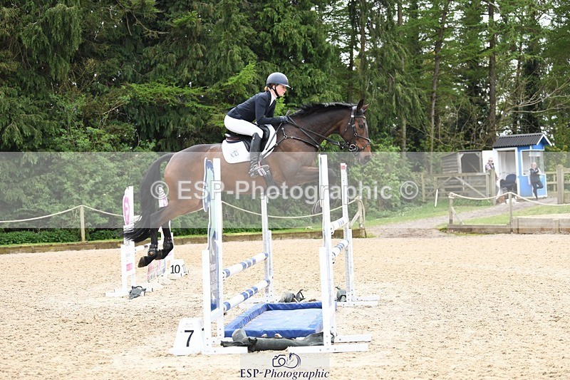 240414-135456-03639 - Cls 05A&B Snr Fox & 120 Open