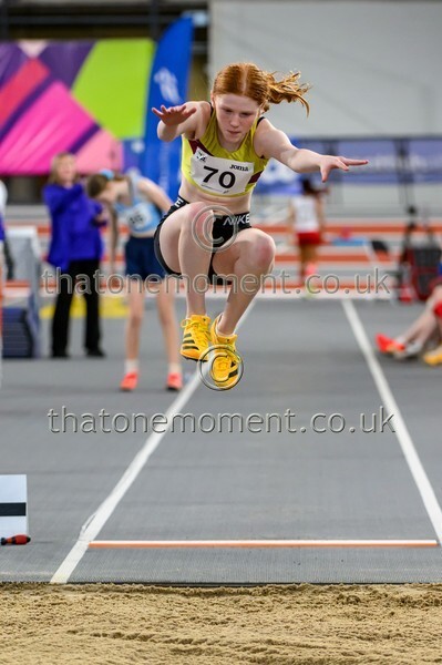 CEREL-924575 - Field Female