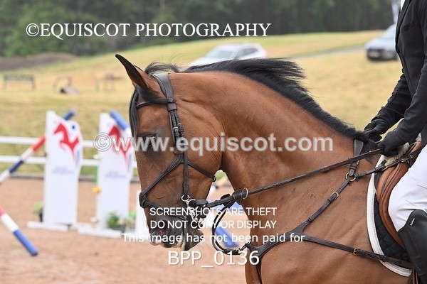 BPP_0136 - CLASS 24 SUN Redpost Equestrian Senior Foxhunter/1.20m Open
