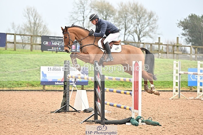 250122-141158-00588 - Cls 6 Foxhunter and 1.20m