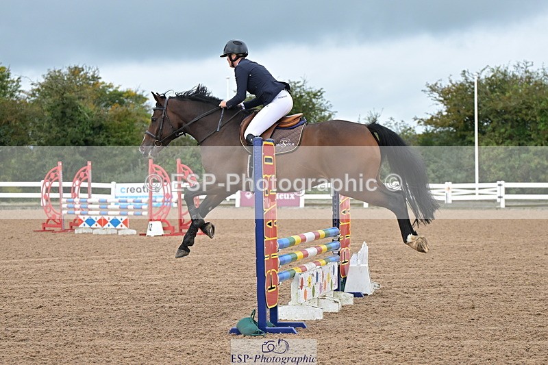 240925A-105303-00146 - Cls 1 British Novice and 90cm Open