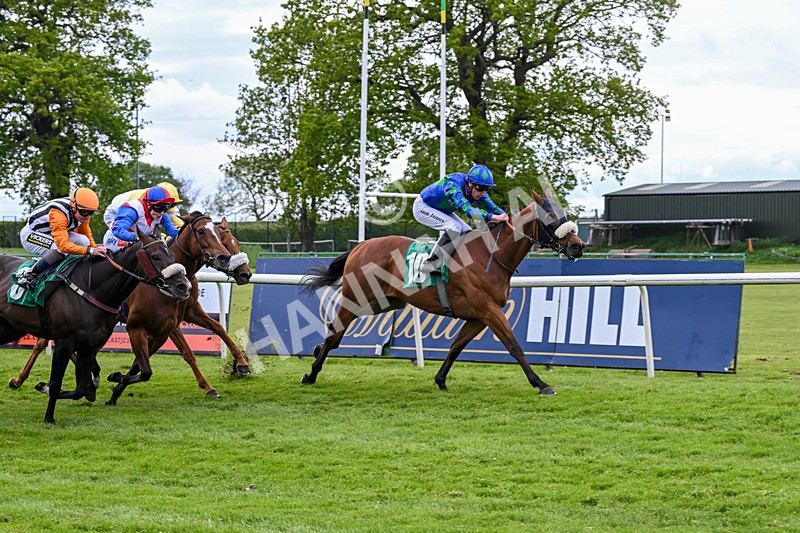 160526-Race 5-Military Leader-9846 - Race 5 4.12pm Sky Bet Extra Places Handicap