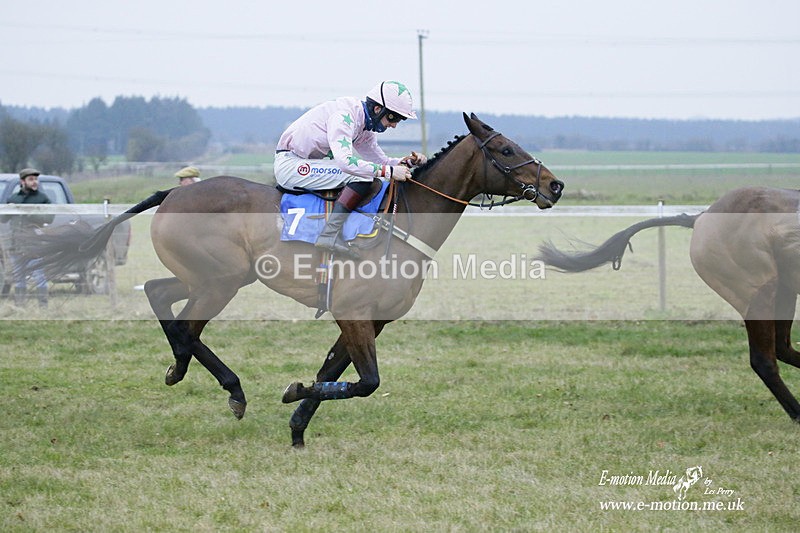 PtP 230122 815 - Cocklebarrow Races - Heythrop Hunt - 23/01/22