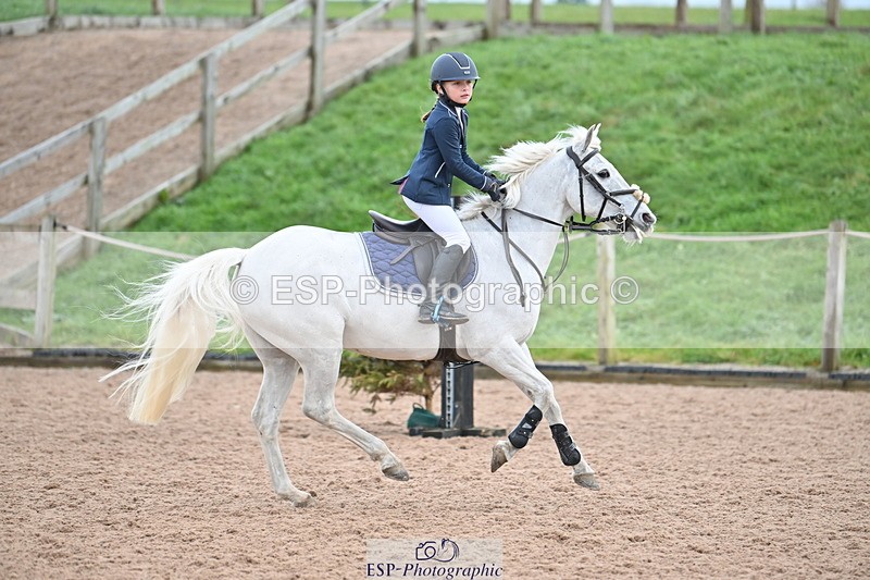 231203A-134436-01455 - Cls 23 Stepping Stones 128cm & 138cm