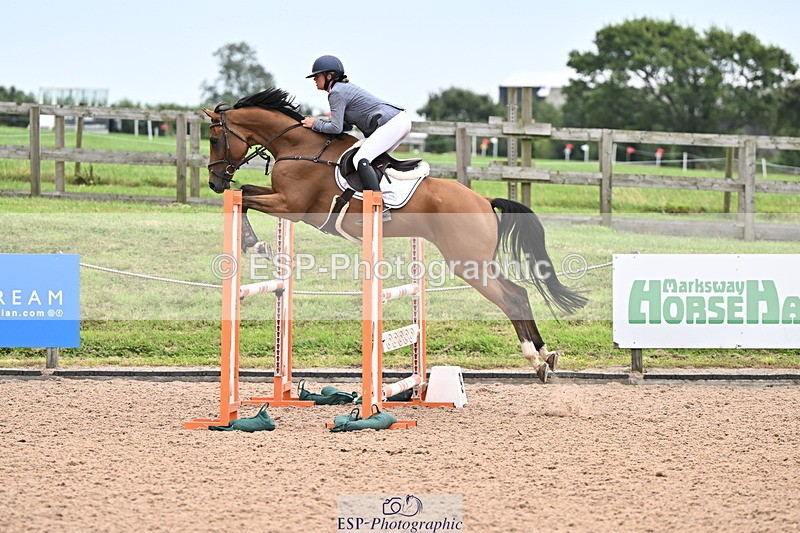 240828A-162622-01347 - Cls 5 Snr Foxhunter and 1.20m Open