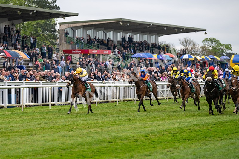 040524-Race 2-Wobwobwob-4060 - Race 2