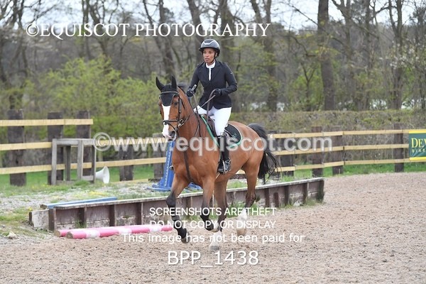 BPP_1438 - CLASS 15 SAT Senior BritiNovice/ 90cm Open