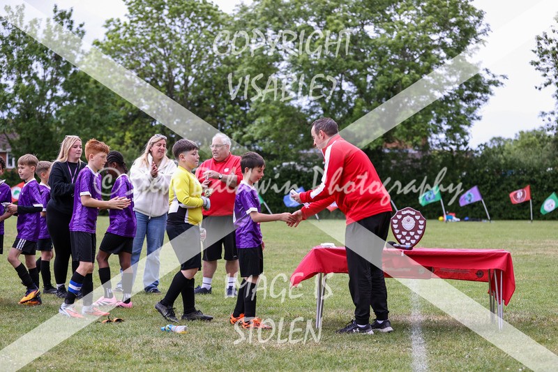 1DX31562 - Brook Field V Goddard Park