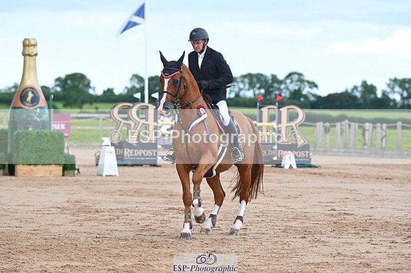 230721A-114105-05717 - Cls 6, 2 Star Medium 1.35m