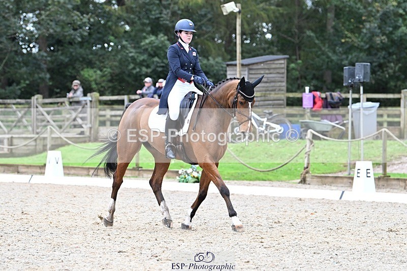 231019-130850-02944 - 050-VENDOME.BIATS-Annabel.Finston-DR