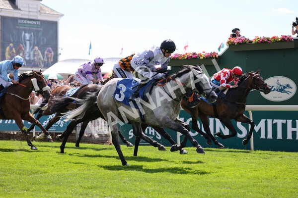 yr09072022r3-30 - Race 3 2.55pm John Smith's Stayers Stakes