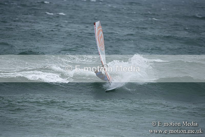 WS 150913-44 - Windsurfing