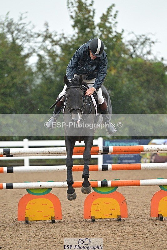 240925A-141049-01064 - Cls 5 Foxhunter and 1.20m Open