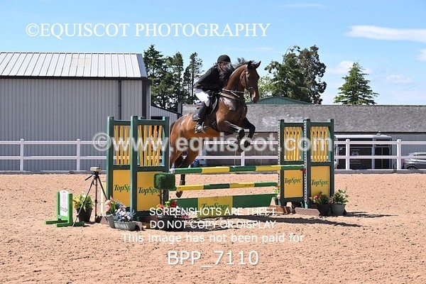 BPP_7110 - CLASS 14 FRI Nupafeeds Senior Dicovery/1m open