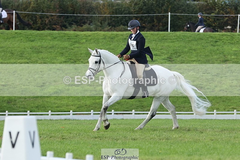 251024A-150313-14346 - G-576-Isabella.Worthington