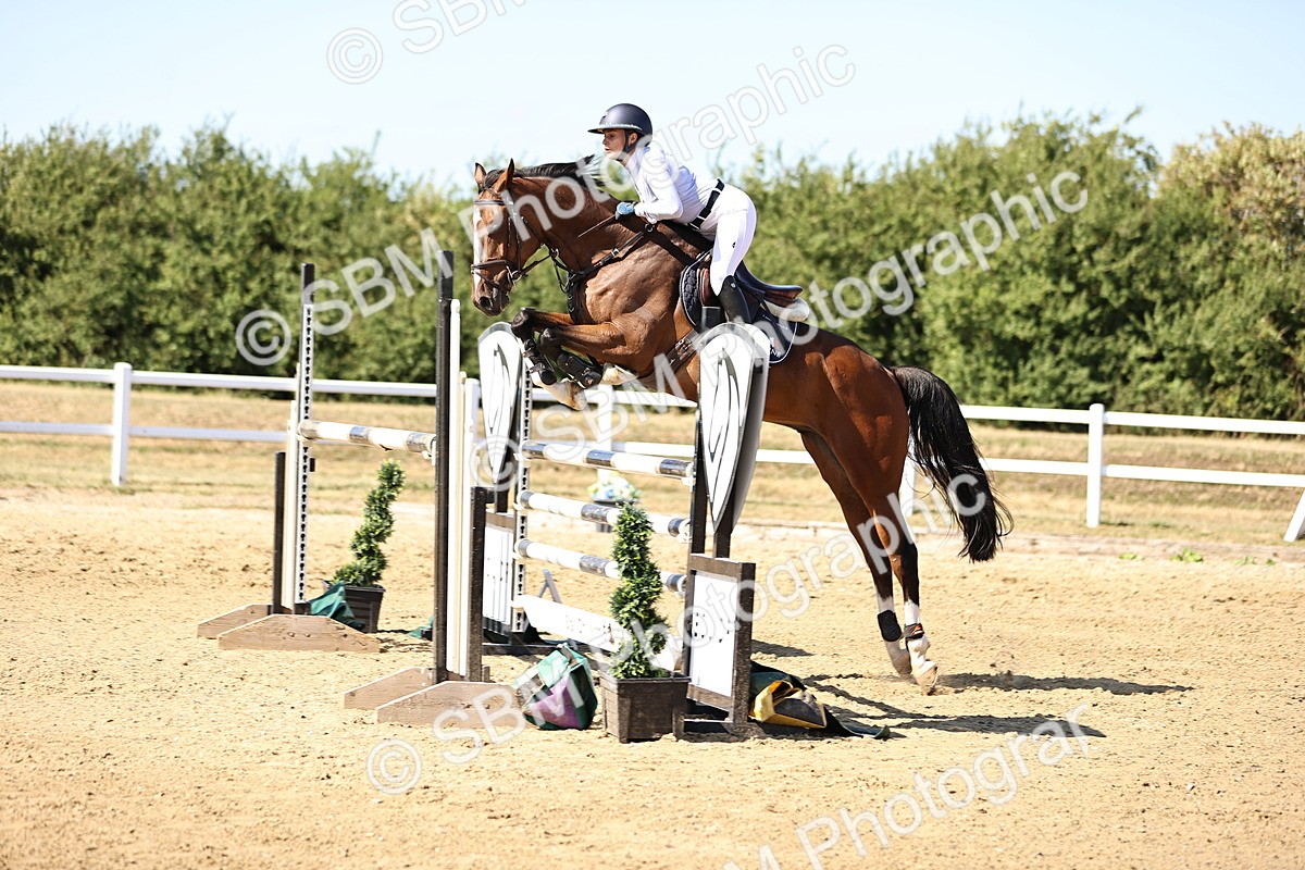 SBM_015629 - Class 16 - Senior foxhunter - 1.20m Open