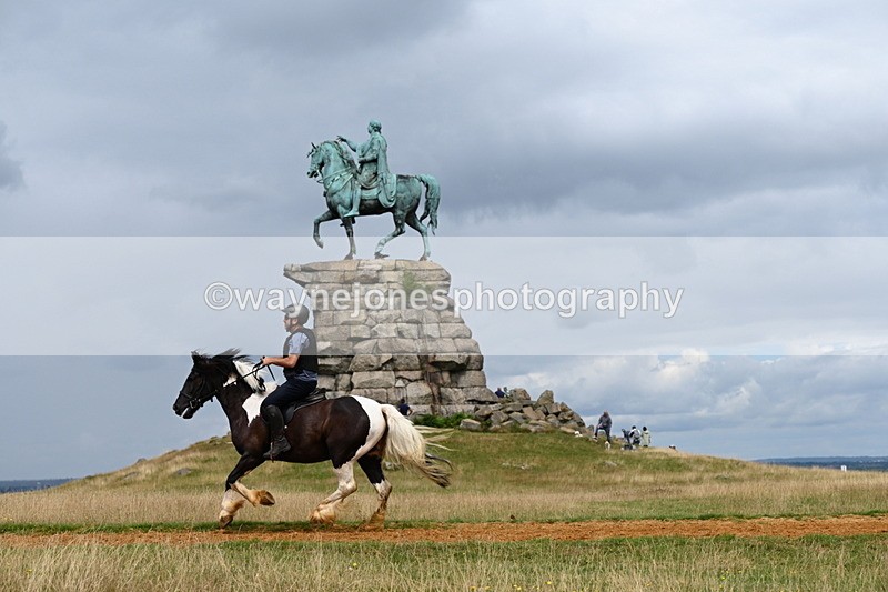DSC_7910 - Time at Statue 13:16 to 13:52
