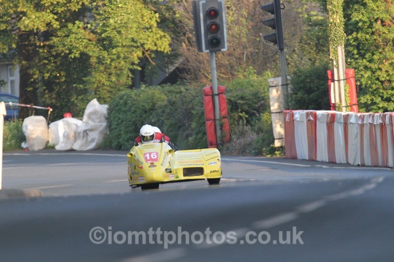 IMG_5684 - Thursday Practice - TT 2013 Side Car