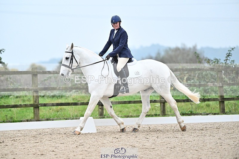 241103-152807-03129 - Novice 1 - 14.44 to 16.08