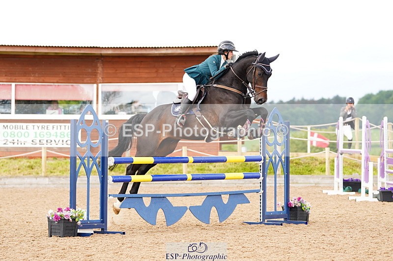 240526A-111124-07753 - Cls 26 Chard Equ 1.05m and 1.10m Grand Prix