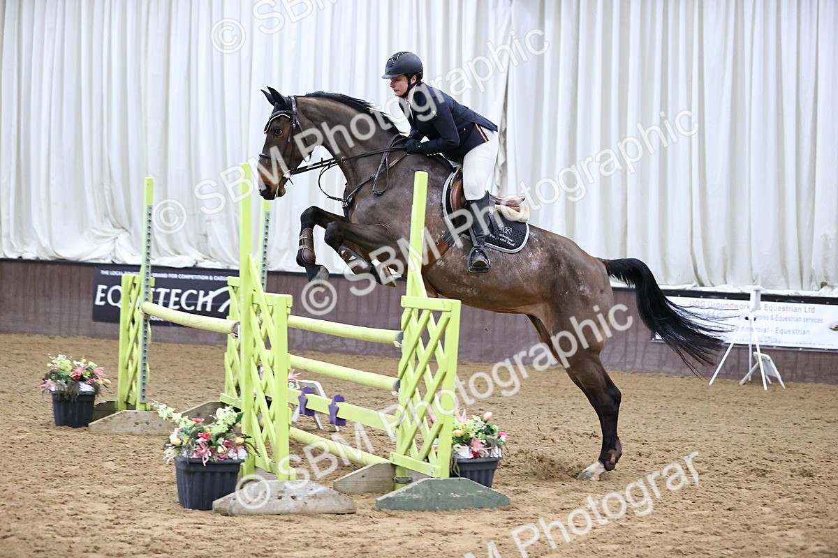 SBM_001559 - Class 4 - Senior Newcomers - 1.10m Open