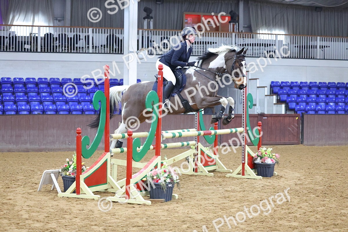 SBM_008448 - Class 21 - Nupafeed Supplements Senior Discovery/ 1m Open - First Round (1.00m)