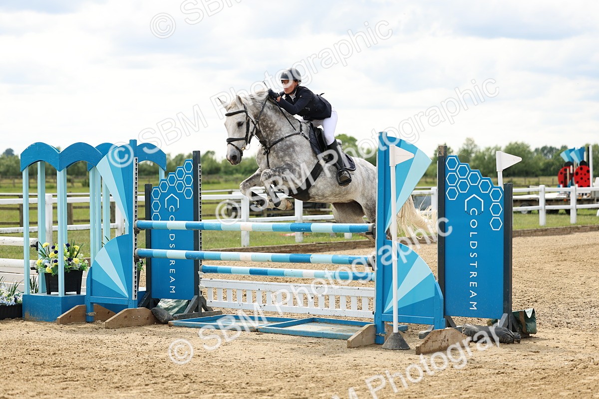 SBM_006056 - Class 19 - Senior Newcomers - 1.10m