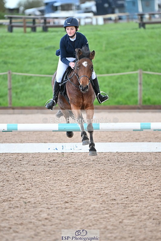 231029A-101322-02651 - 70cm Club and Schools