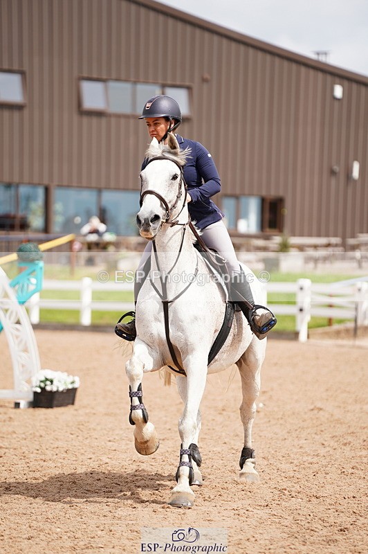 240804A-122832-10834 - Cls 51 1.05m Amateur Qualifier