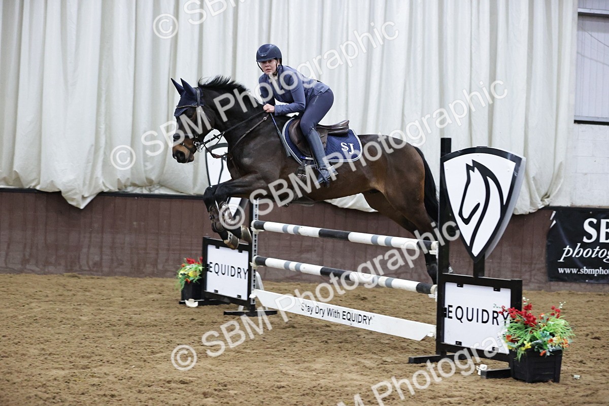 SBM_000611 - Class 3 - Nupafeed Supplements Senior Discovery/ 1m Open