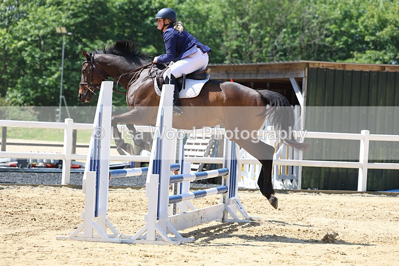 3E7A9607 - Class 8: Senior 80cm