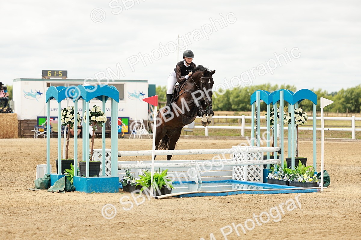 SBM_018259 - Class 21 - Senior Newcomers Championship 2d Rd