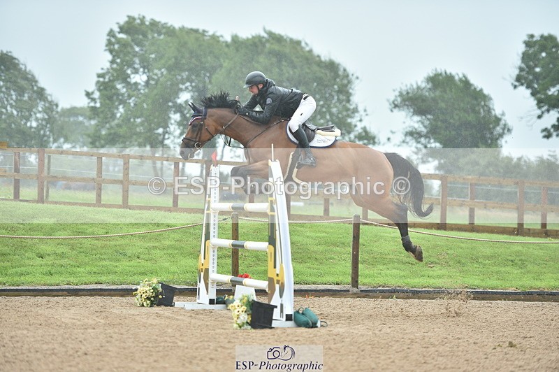 230722A-150804-10000 - Cls 11, 2 Star Big 1.40m