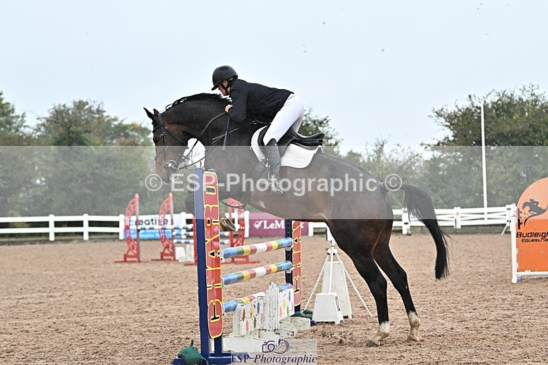 240925A-124118-00642 - Cls 3 Snr 1.05m Open