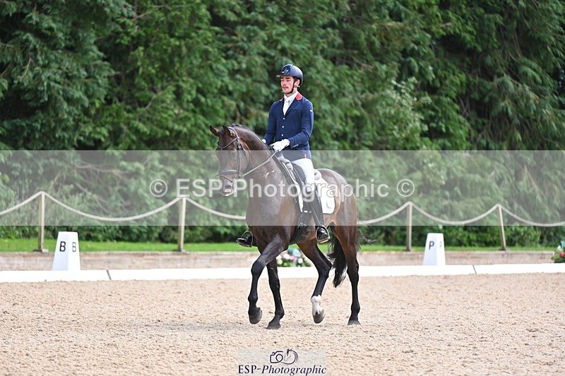 240809-152734-02058 - 196-Angus.Corrie-Deane-Nightly