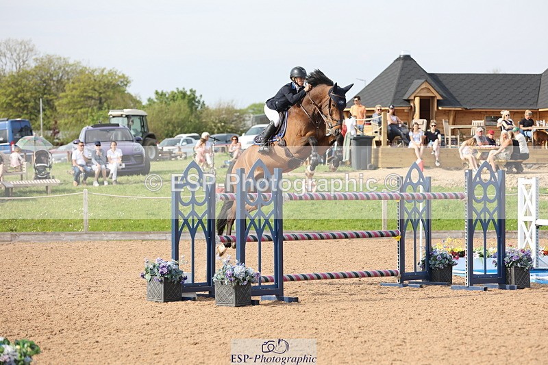 240511A-171543-15282 - Cls 38 National 1.40m Open