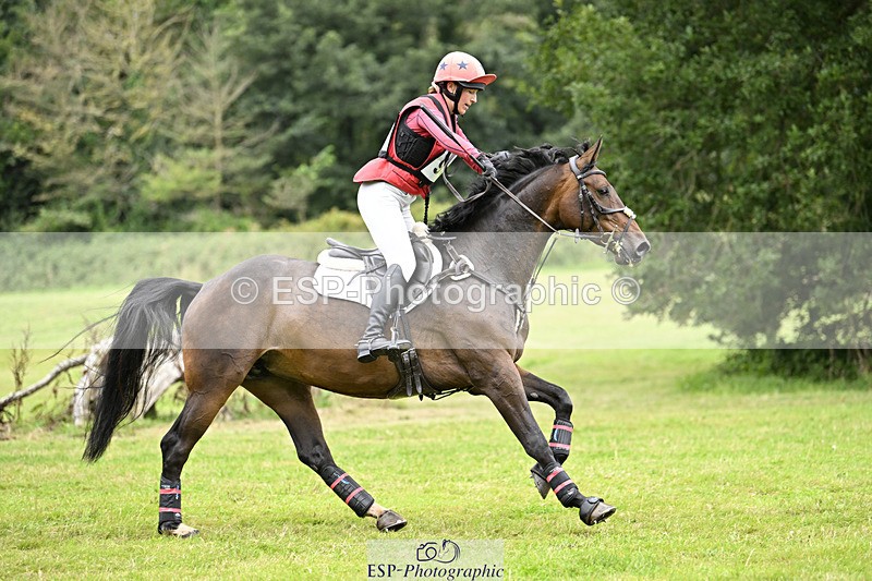 240825X-172552-37736 - 80cm XC 16.30 to 17.30