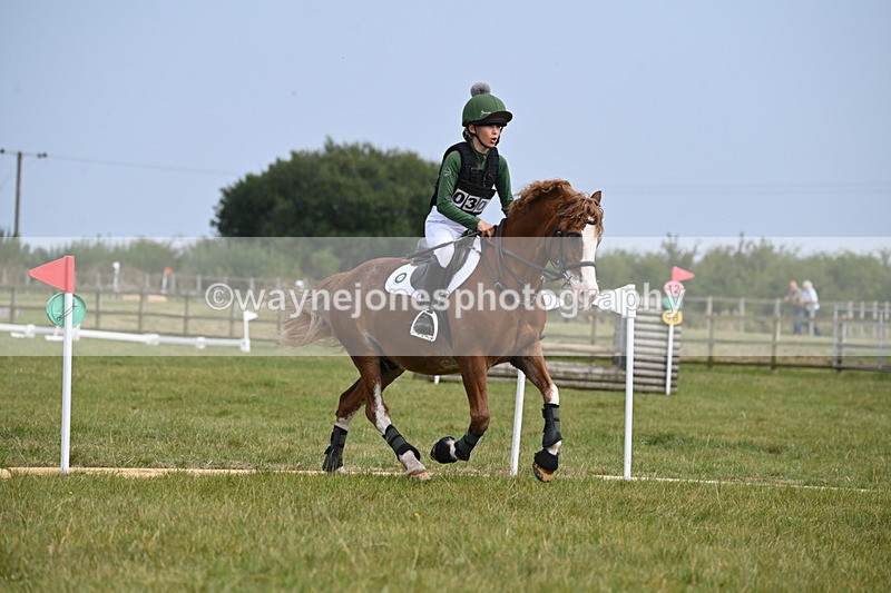 WJ6_1676 - 60cm XC Time 13:22 to 13:53