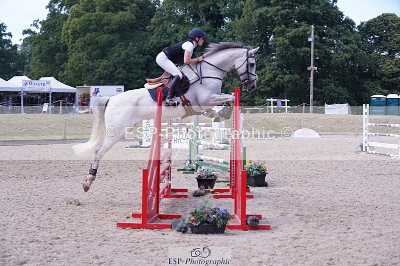 250704A-145152-11698 - Cls 22 Snr 1.15m Members Cup