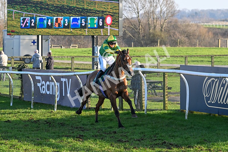 040326-Race 5-Brandy McQueen-0037 - Race 5