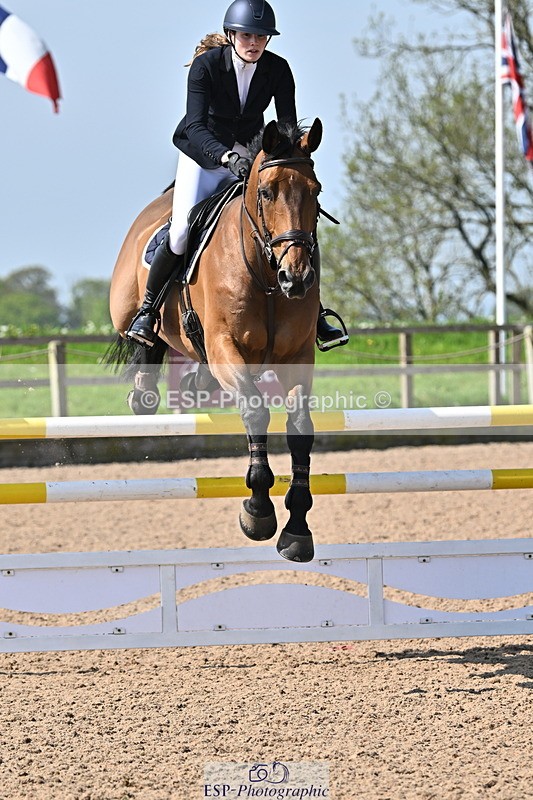 240509A-104326-00965 - Cls 8 Foxhunter