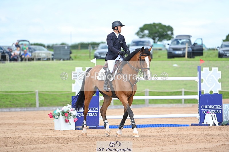 230721A-155350-07482 - Cls 10, 2 Star Big 1.45m Start to break